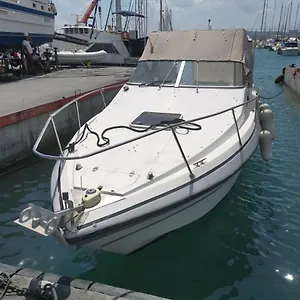 Port De Laurent Du Var - Bateau Moteur Saint-Laurent-du-Var